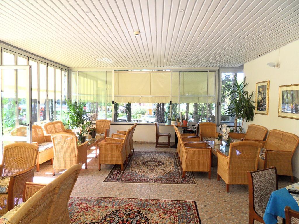 Hotel Abbazia Lignano Sabbiadoro Exterior foto